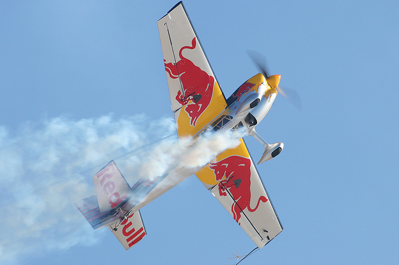 Extra 300, Red Bull