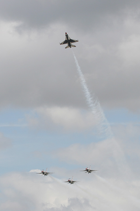 F-16C & D Fighting Falcons, The Thunderbirds, USAF