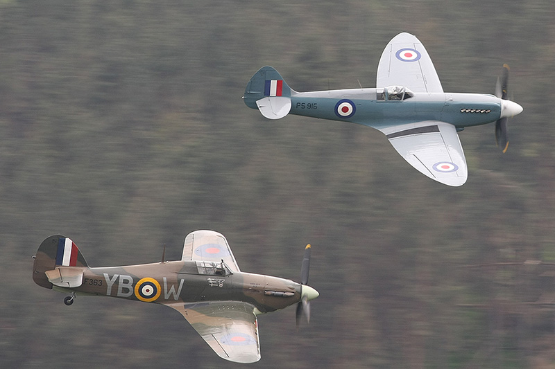 Spitfire PR.XIX + Hurricane IIc, BBMF, RAF