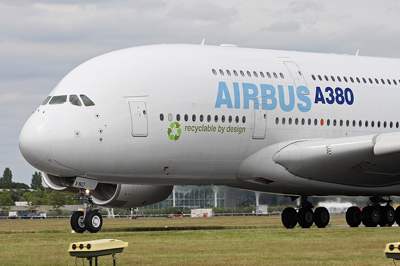 Airbus A380-841, Airbus Industries