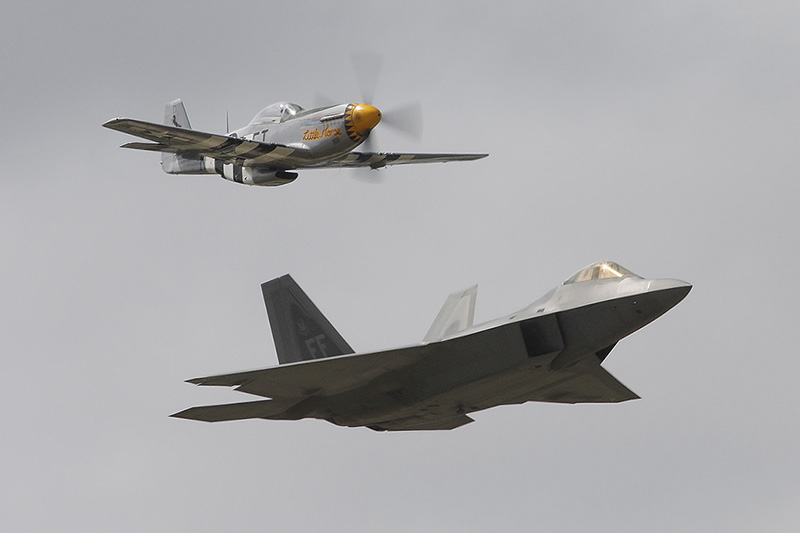 F-22A Raptor, 94th FS, USAF<br>P-51D Mustang <i>Little Horse</i>