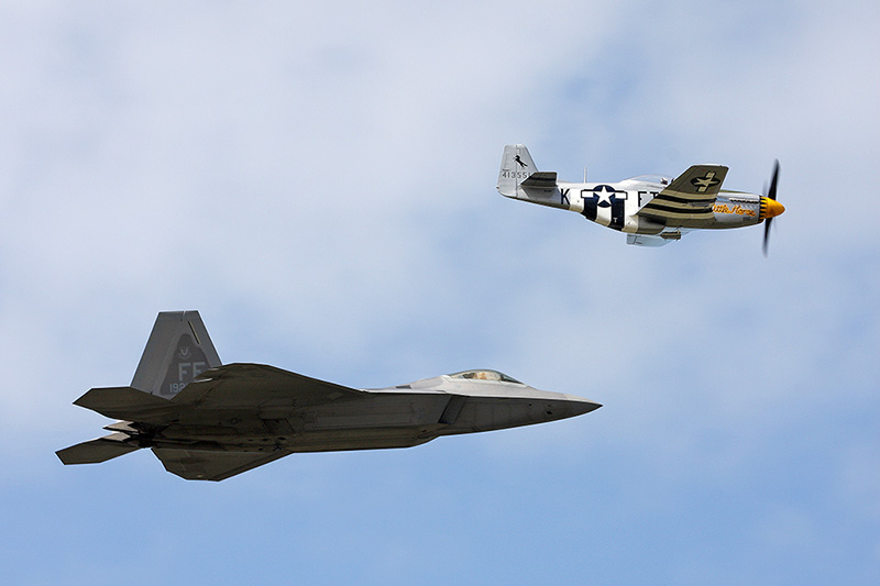 F-22A Raptor, 94th FS, USAF<br>P-51D Mustang <i>Little Horse</i>