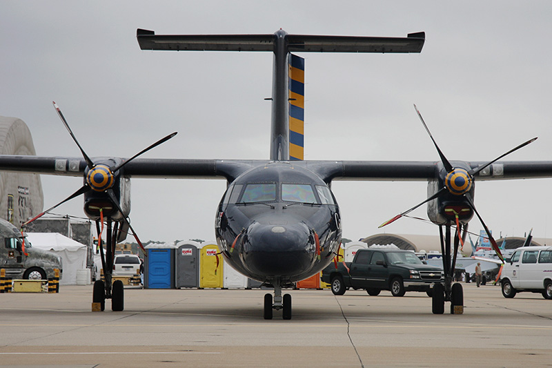 CT-142, 402 Sqn, RCAF