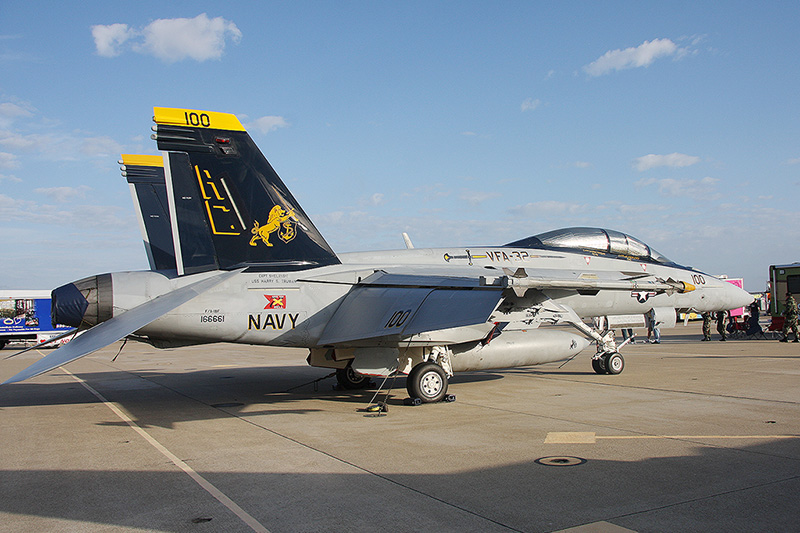 F/A-18F Super Hornet, VFA-32 <i>Swordsmen</i>, USN