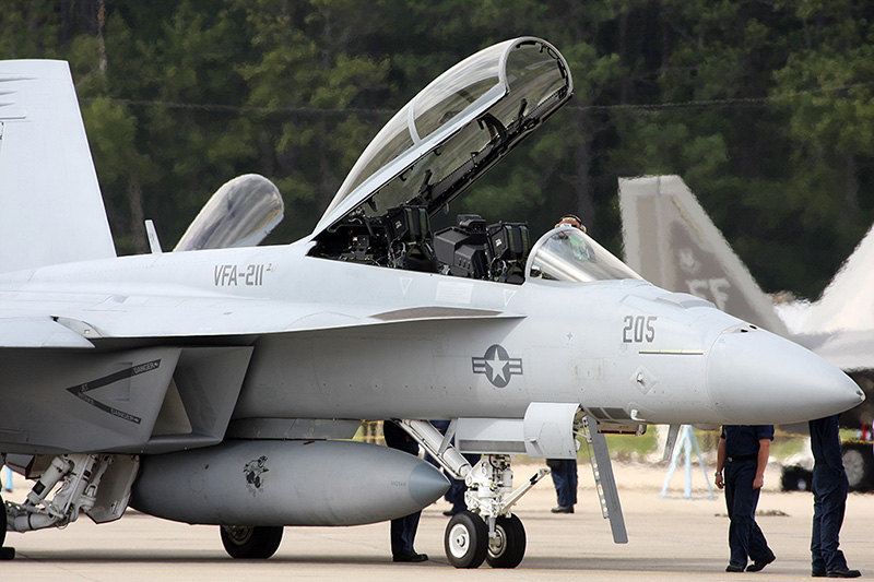 F/A-18F Super Hornet, VFA-211 <i>Fighting Checkmates</i>, USN