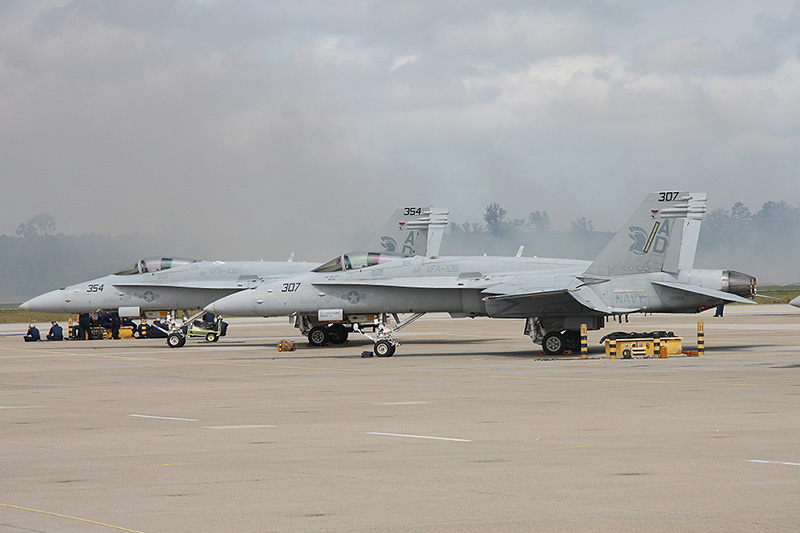 F/A-18C Hornets, VFA-106 <i>Gladiators</i>, USN