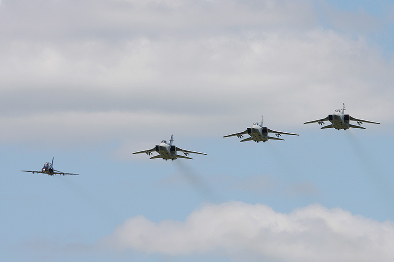 Tornado F.3s, 43(F) Sqn, RAF<br>Hawk T.1A, 100 Sqn, RAF