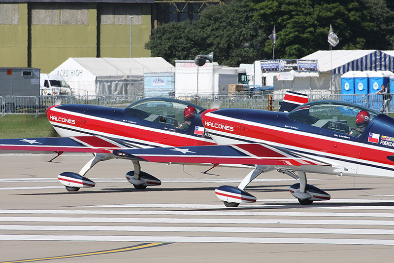 Extra 300Ls, Los Halcones, Chilean AF