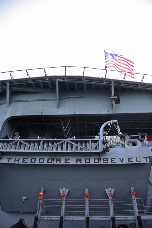 CVN-71 USS Theodore Roosevelt