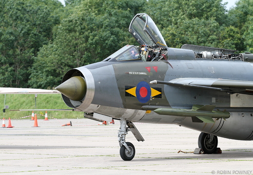 Lightning F6 - XS904/BQ - XI(F) Sqn