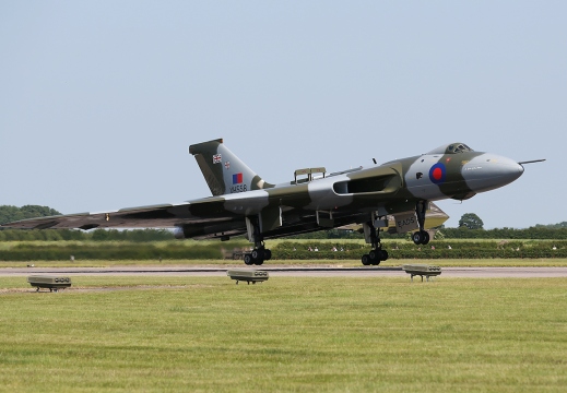 Vulcan B2 - XH558 (G-VLCN) - Vulcan to the Sky